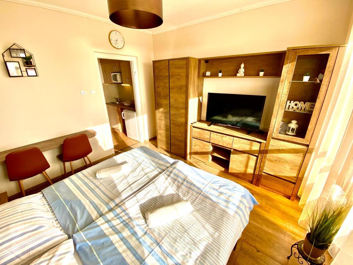 Aqua Blue Apartmanok - Siófok Eksteriør billede