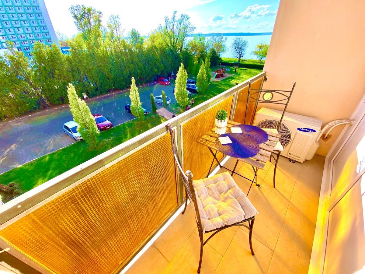 Aqua Blue Apartmanok - Siófok Eksteriør billede
