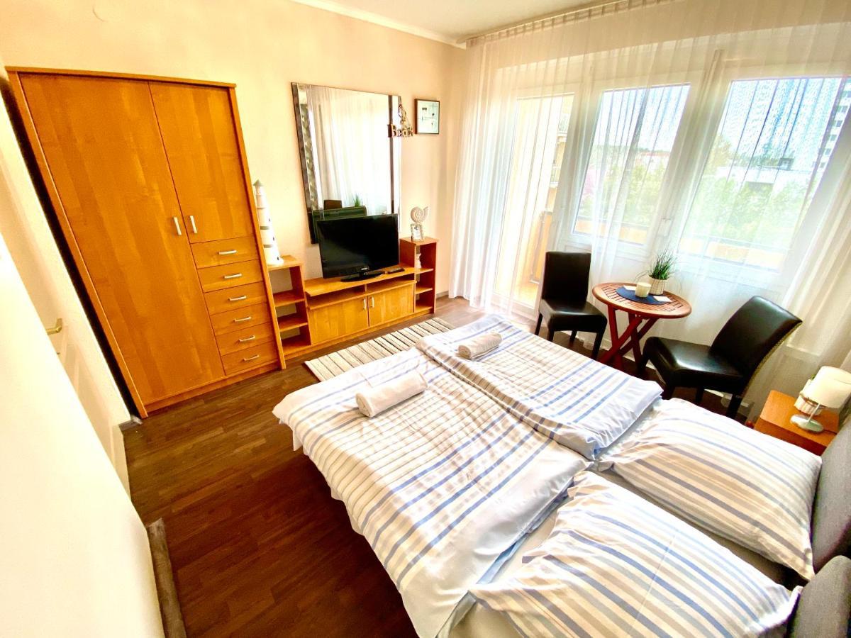 Aqua Blue Apartmanok - Siófok Eksteriør billede