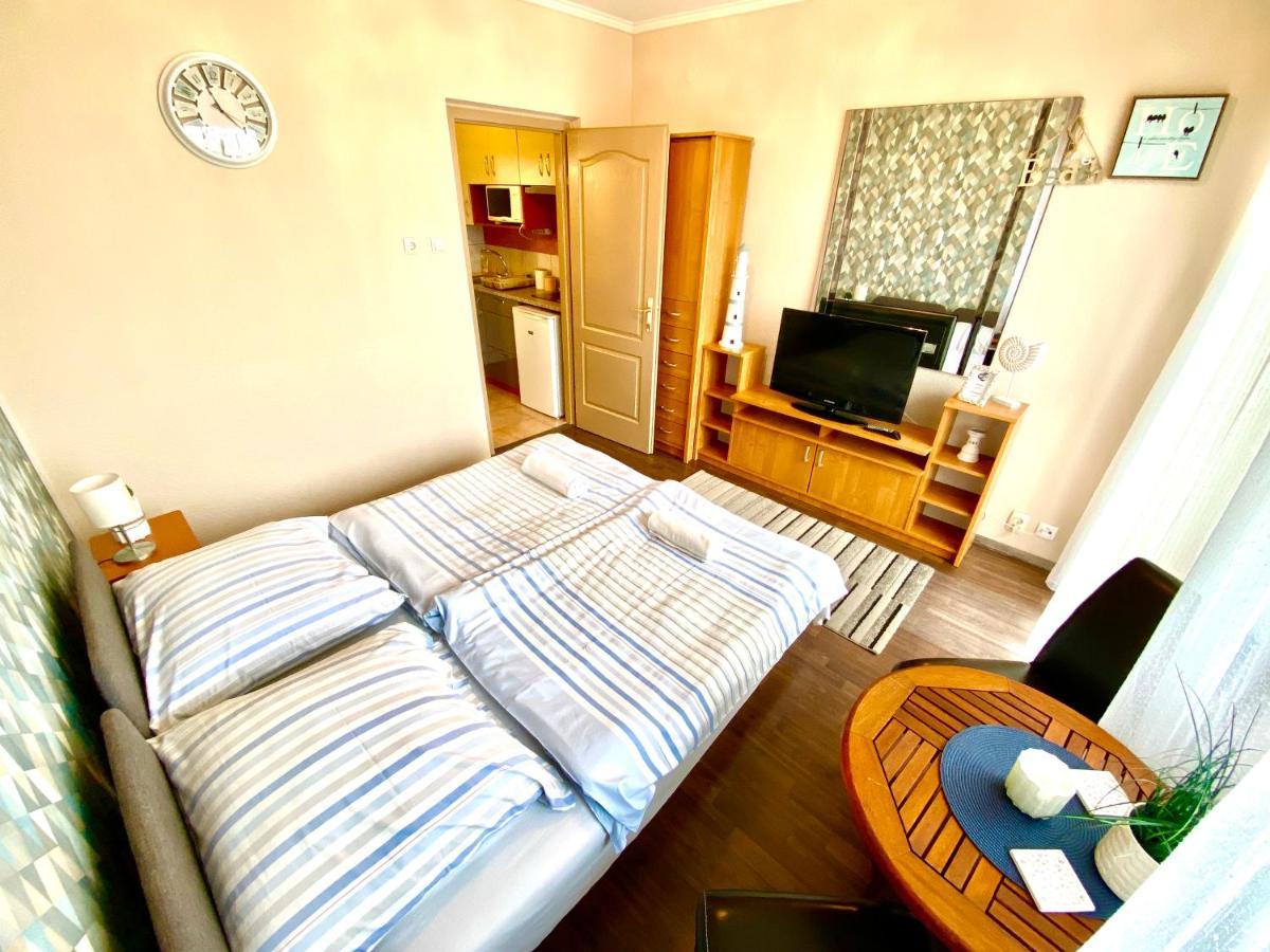 Aqua Blue Apartmanok - Siófok Eksteriør billede